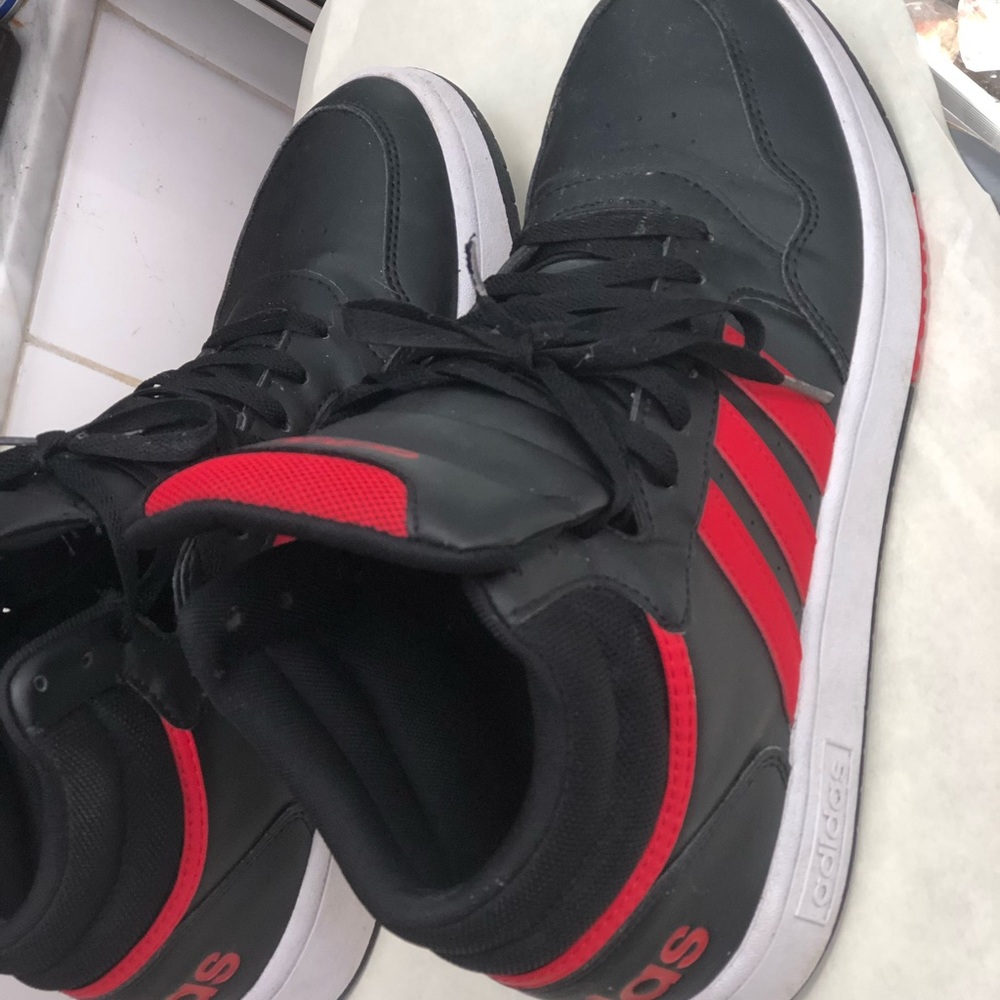 Men’s size 11 Adidas high tops